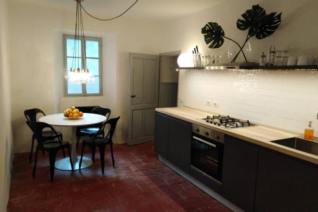 Rocks Apartment Colonno Exteriör bild